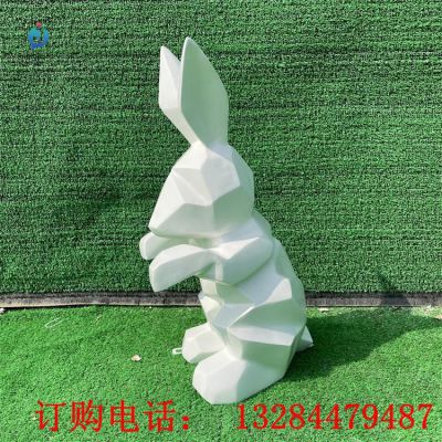 不銹鋼幾何兔雕塑
