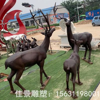 群鹿公園動物銅雕